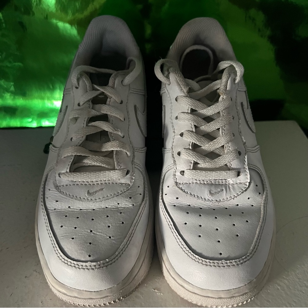 White Nike Air Forces
